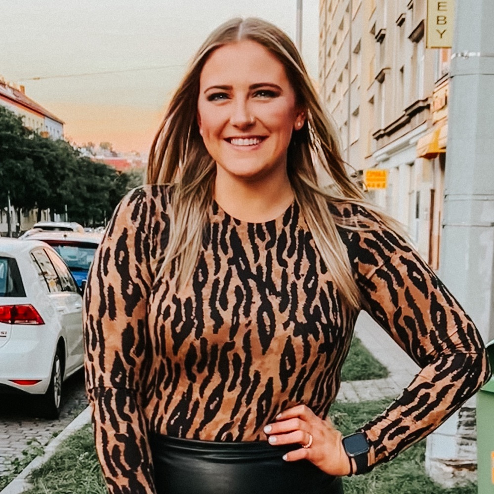 Meet your Posher, Sara
